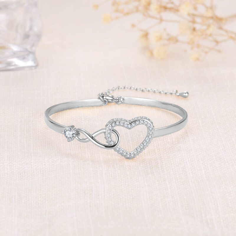 Till Mitt Barnbarn  – För Alltid Sammanlänkade – Infinity Hjärta Armband