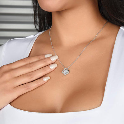 Till Min Fru - Du är värdefull - Love Knot Halsband